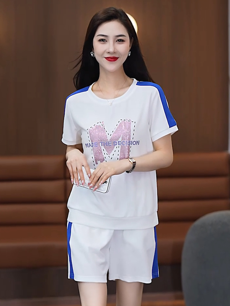 Fashionable Sportswear Set for - огляд і ціна Women Fashion Over The Years